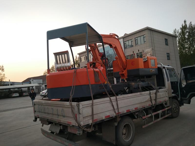 電動(dòng)挖掘機(jī)_扒渣機(jī)包裝與運(yùn)輸